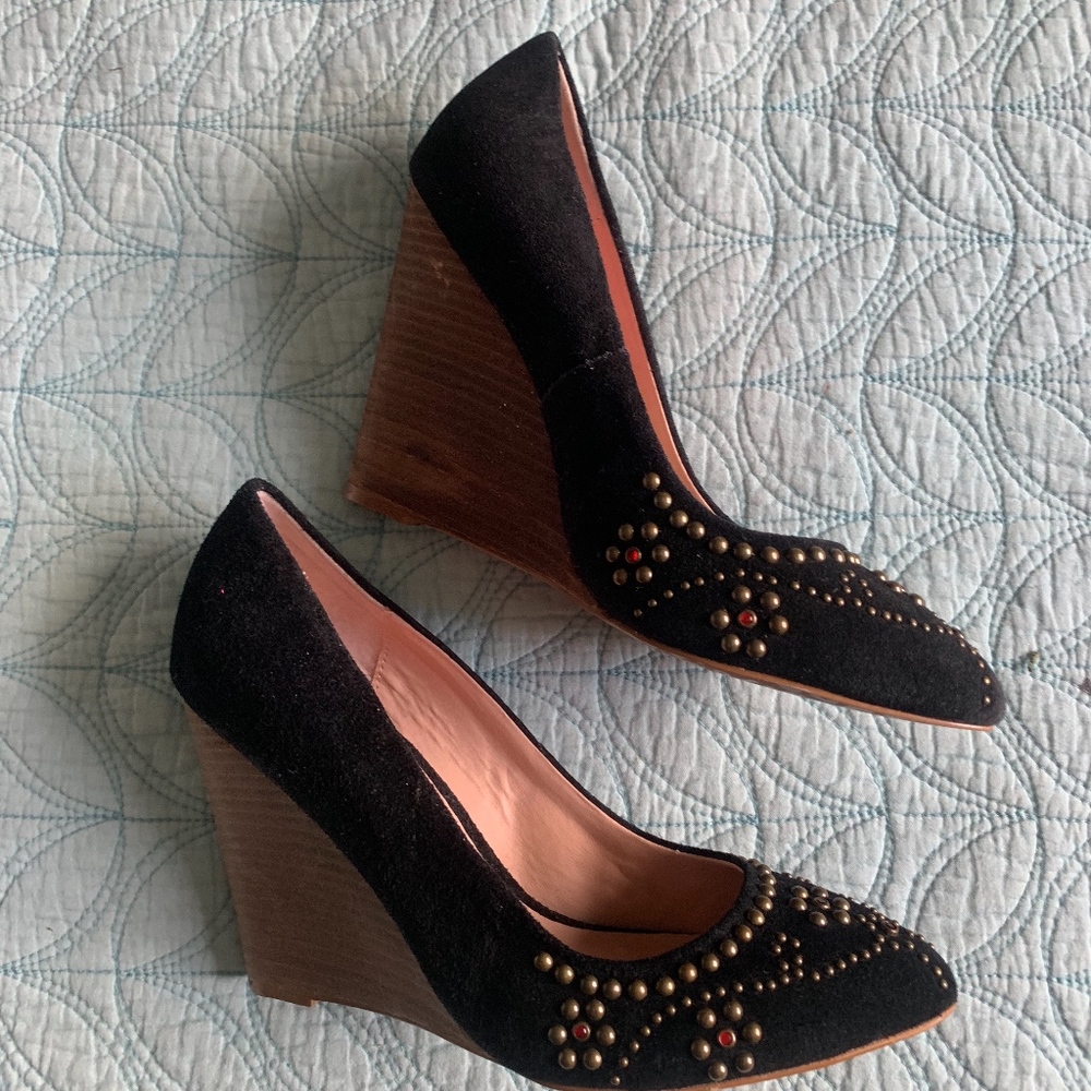 Betsey Johnson Arriel Suede Wedges